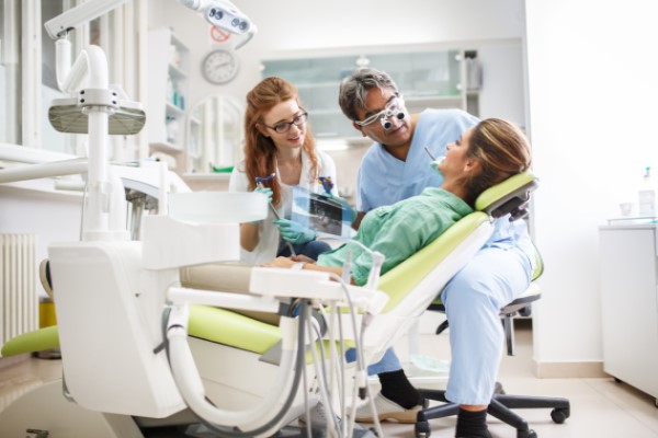 Tips On How To Care For Your Smile After A Dental Cleaning